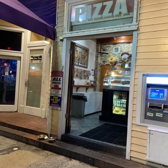 Pizza Joes - Pizza Near Me - Key West, Florida