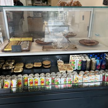 The Horn - I've had their desserts and they are delightful. - Desserts Near Me - Nashville, Tennessee The Horn - I've had their desserts and they are delightful. - Desserts Near Me - Nashville, Tennessee