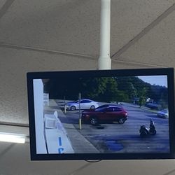 Dollar General - Security camera