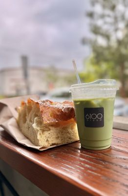 6100 Bread by null