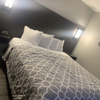 Motel Sakura - King size bed - Hotels Near Me - Glendale, California Motel Sakura - King size bed - Hotels Near Me - Glendale, California
