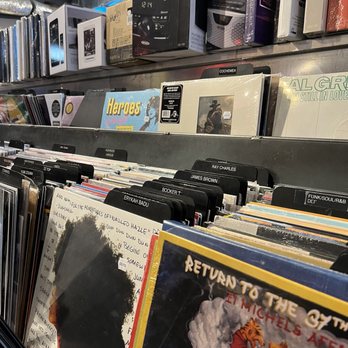 Remix Record Shop - Vinyl Records Near Me - Orlando, Florida Remix Record Shop - Vinyl Records Near Me - Orlando, Florida