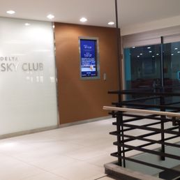 Delta Sky Club in Terminal 2