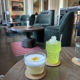 El Mundo and Jade Jaguar (L to R)