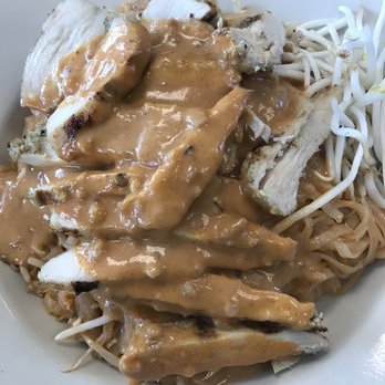 Hong Thai cuisine - Pad Thai Lemongrass Chicken - Thai Near Me - Salem, Oregon Hong Thai cuisine - Pad Thai Lemongrass Chicken - Thai Near Me - Salem, Oregon