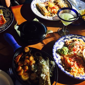 El Torito - Prawn Enchiladas in red sauce, Chicken Enchiladas in Green sauce with Tamales and Sizzling Enchilada combo - Mexican Near Me - San Leandro, California El Torito - Prawn Enchiladas in red sauce, Chicken Enchiladas in Green sauce with Tamales and Sizzling Enchilada combo - Mexican Near Me - San Leandro, California
