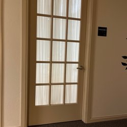 Solis Mammography Bedford - Procedure room