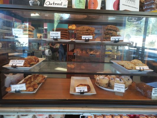 LuLu's Bread and Bagels by null