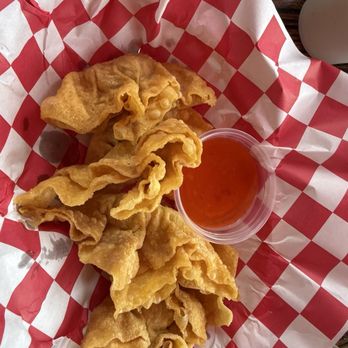 Maxi’s Noodle - Fried BB Wontons - Cantonese Near Me - Flushing, New York