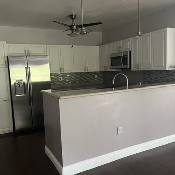 GreenRock cleaning services  - Gleaming refrigerator! - Home Cleaning Near Me