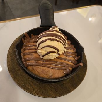 Tiki Coffee and Desserts - Nutella Cookie Skillet - Desserts Near Me - Boca Raton, Florida Tiki Coffee and Desserts - Nutella Cookie Skillet - Desserts Near Me - Boca Raton, Florida