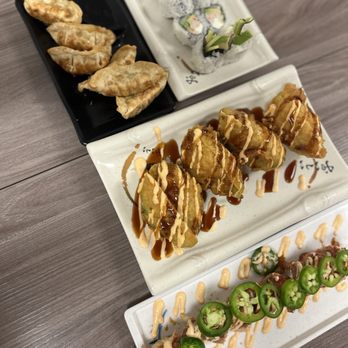 Mom's Sushi and Poke - three plates of food - Sushi Bars Near Me - Buckeye, Arizona Mom's Sushi and Poke - three plates of food - Sushi Bars Near Me - Buckeye, Arizona