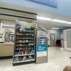 Walgreens - This is the greatest Walgreens pharmacy in Austin!!