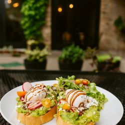 501 Local - Avocado Toast (Sat-Sun)