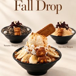 Bingsu Tea - Banana Biscoff Bingsu
Injeolmi Bingsu
Black Saseme Bingsu