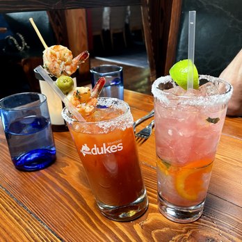Duke's Seafood - bloody merry and bloody orange mojito - Seafood Near Me - Seattle, Washington