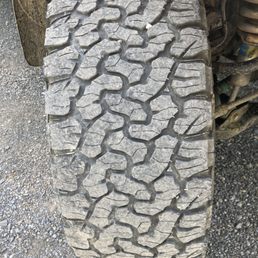 Tire damaged by incorrect alignment Tire damaged by incorrect alignment