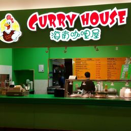 Hainanese chicken and Best Curry,  moved over 3 stalls
