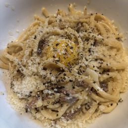 Bucatini Carbonara