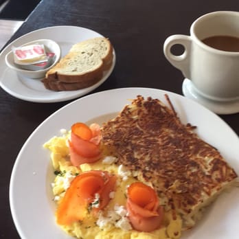 Rialto Cafe - Breakfast & Brunch Near Me - Fullerton, California Rialto Cafe - Breakfast & Brunch Near Me - Fullerton, California