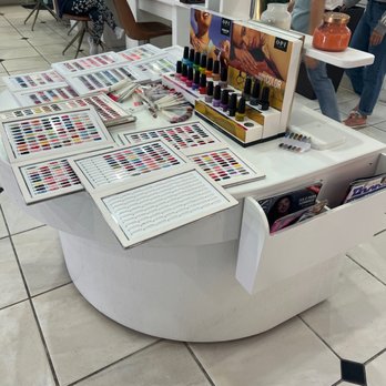 Prestigious Nails - Nail Salons Near Me - Houston, Texas