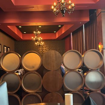 Level 2 Steakhouse - Beautiful decor - Steakhouses Near Me - Branson, Missouri Level 2 Steakhouse - Beautiful decor - Steakhouses Near Me - Branson, Missouri