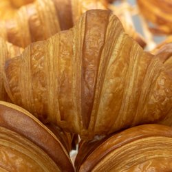 Fresh Baguette - Croissants