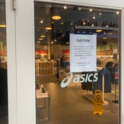 ASICS Outlet