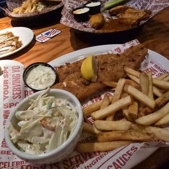 Glory Days Grill - FABULOUS FISH FRY - Sports Bars Near Me - Manassas, Virginia