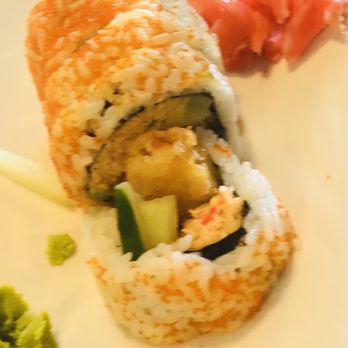 Ocean Wave - SPICY SHRIMP - Shrimp tempura, cucumber, snow crab salad, avocado, spicy sauce & masago, 6.16.2021. - Sushi Bars Near Me - Atlanta, Georgia Ocean Wave - SPICY SHRIMP - Shrimp tempura, cucumber, snow crab salad, avocado, spicy sauce & masago, 6.16.2021. - Sushi Bars Near Me - Atlanta, Georgia