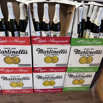 Martinelli's Company Store - Souvenir Shops Near Me - Watsonville, California