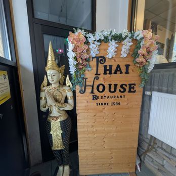 Thai House Restaurant - Entrance - Thai Near Me - Fairbanks, Alaska