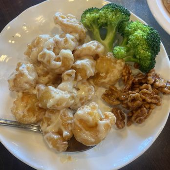 Happy Bee Kitchen - Honey Walnut Shrimp - Chinese Near Me - Artesia, California