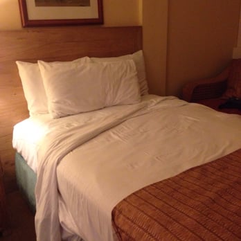 The Equus - Half-made bed when I came back from my conference this evening. Very disappointing housekeeping. - Hotels Near Me - Honolulu, Hawaii The Equus - Half-made bed when I came back from my conference this evening. Very disappointing housekeeping. - Hotels Near Me - Honolulu, Hawaii