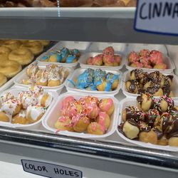 Louisville Donuts & Coffee - Donut holes