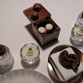 Alo Restaurant - Bars Near Me - Toronto, Ontario