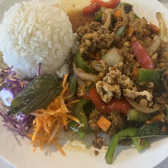 Benjarong Thai Restaurant - Ground Chicken Basil Stir-Fry - Thai Near Me - Westchester, Illinois Benjarong Thai Restaurant - Ground Chicken Basil Stir-Fry - Thai Near Me - Westchester, Illinois