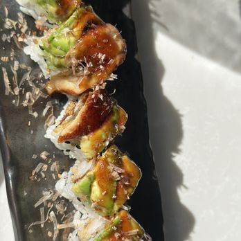 Janken - Dragon roll - Japanese Near Me - Portland, Oregon