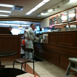 Dunkin' - Order counter