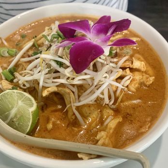 Mon Thai - 33. Khaw Soy Chiang Mai - Thai Near Me - Denver, Colorado