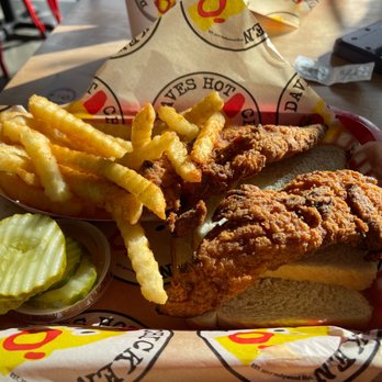 Dave's Hot Chicken - Chicken Shop Near Me - Menifee, California Dave's Hot Chicken - Chicken Shop Near Me - Menifee, California