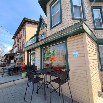 Nuse's Deli - the outside of the restaurant - Delis Near Me - Morgantown, Pennsylvania