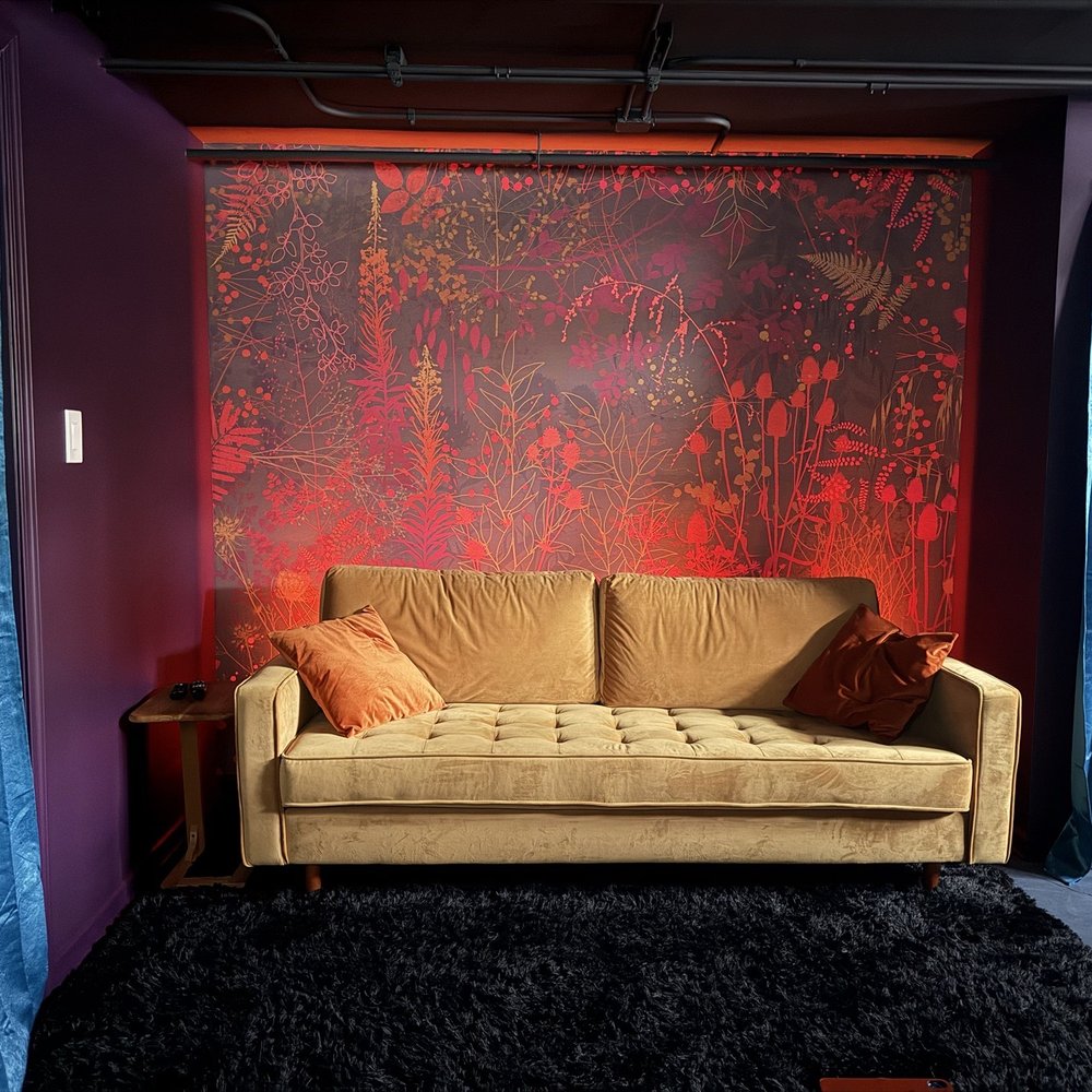 Teresa Stinaldi - Wallpapering Near Me - Chicago, Illinois