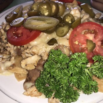 La Parrilla - Super nachos - Mexican Near Me - Cancún, ROO