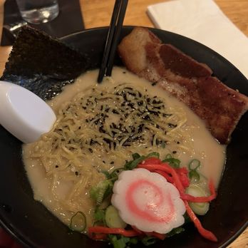Alkaline - tonkotsu ramen - Ramen Near Me - Norfolk, Virginia