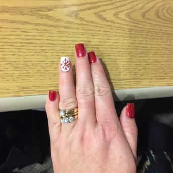Creation Nails & Spa - Forgot to post my holiday nails yesterday. Love Vincent and Mai. - Nail Salons Near Me - Kalamazoo, Michigan