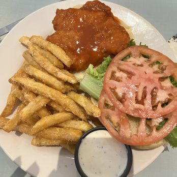 Lucille's American Cafe - Buffalo Chicken Sandwich - American Near Me - Weston, Florida