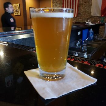 Rose City Draft House & Bar - Revolver Blood and Honey - Bars Near Me - Tyler, Texas