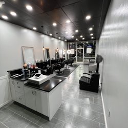 Threads Beauty Salon