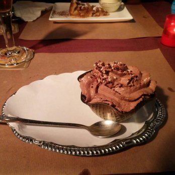 De Hobbit - Chocolate mousse. - Restaurants Near Me - Bruges, VWV De Hobbit - Chocolate mousse. - Restaurants Near Me - Bruges, VWV